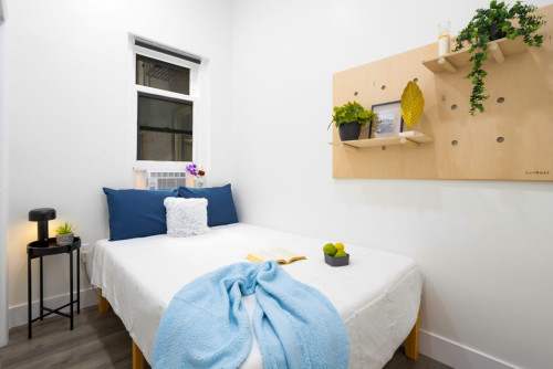 Amazing ROOM at The Park Avenue House: Murray Hill