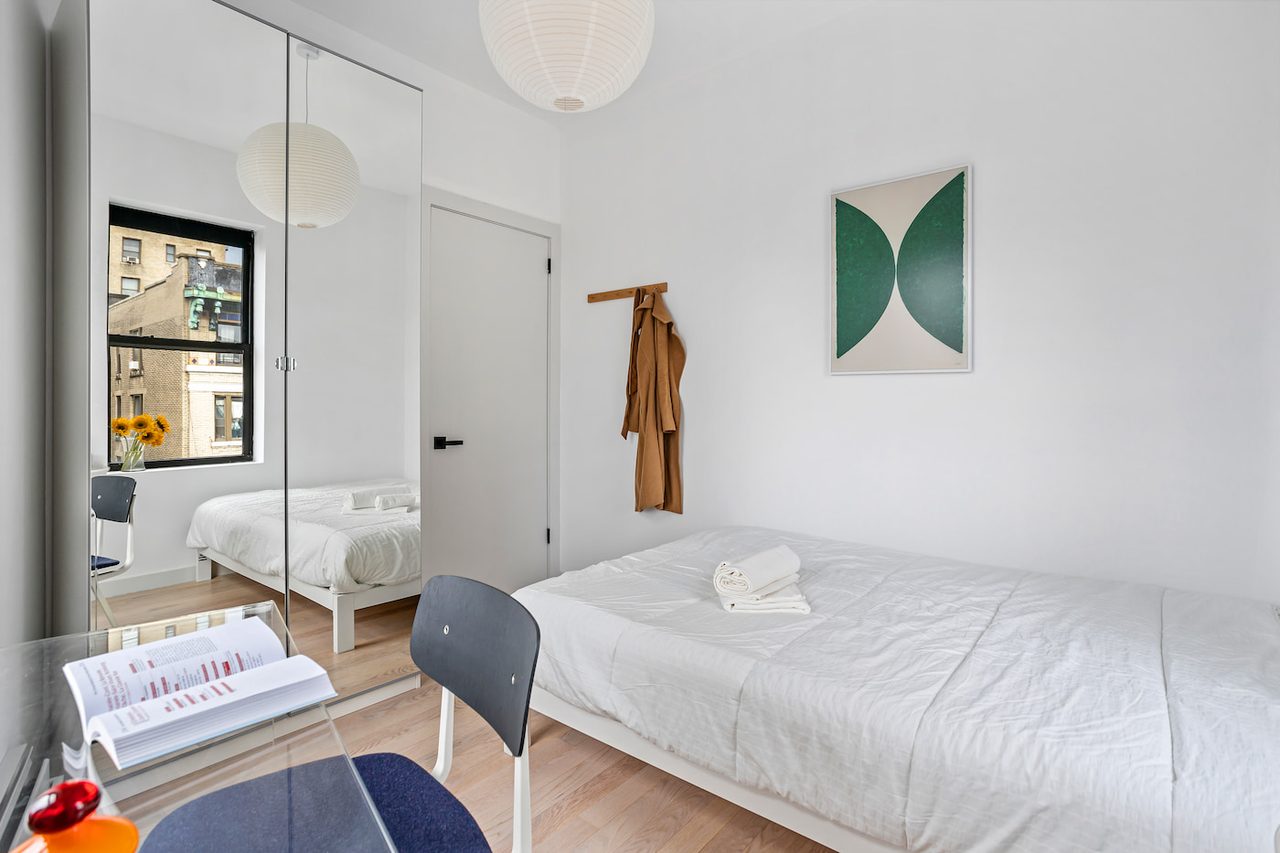  Cozy ROOM At The Maison On Edgecombe: Washington Heights - Cozy ROOM At The Maison On Edgecombe  -  Cozy ROOM at The Maison on Edgecombe: Washington Heights  - Gallery -  11