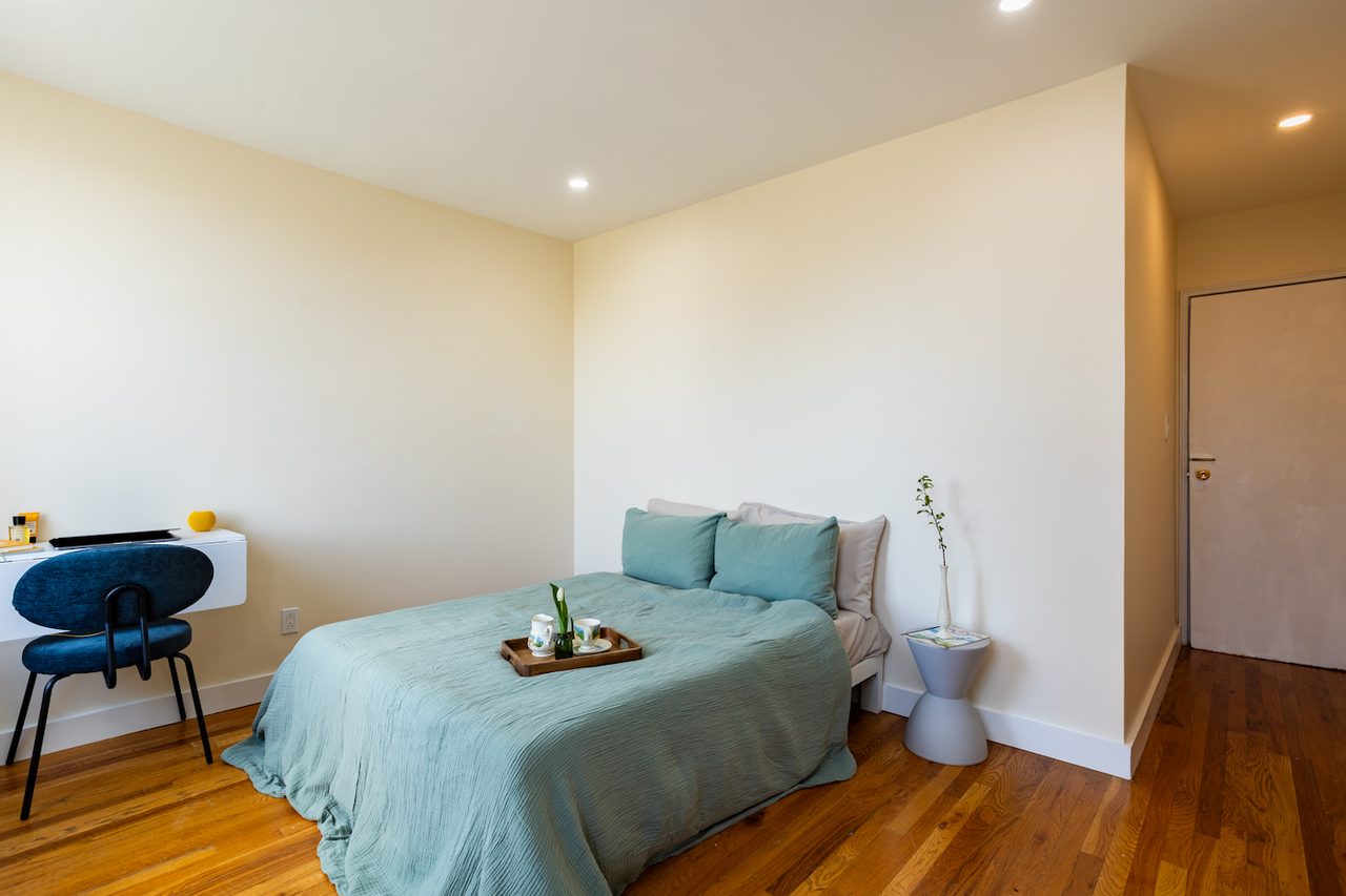 Adorable ROOM At The Lenox House: Harlem - Adorable ROOM At The Lenox House - Adorable ROOM at The Lenox House: Harlem - Gallery - 7