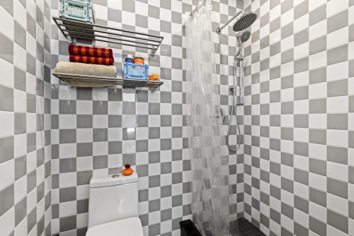 Spacious ROOM at The Maison Jefferson: Bedford-Stuyvesant  - Gallery -  4