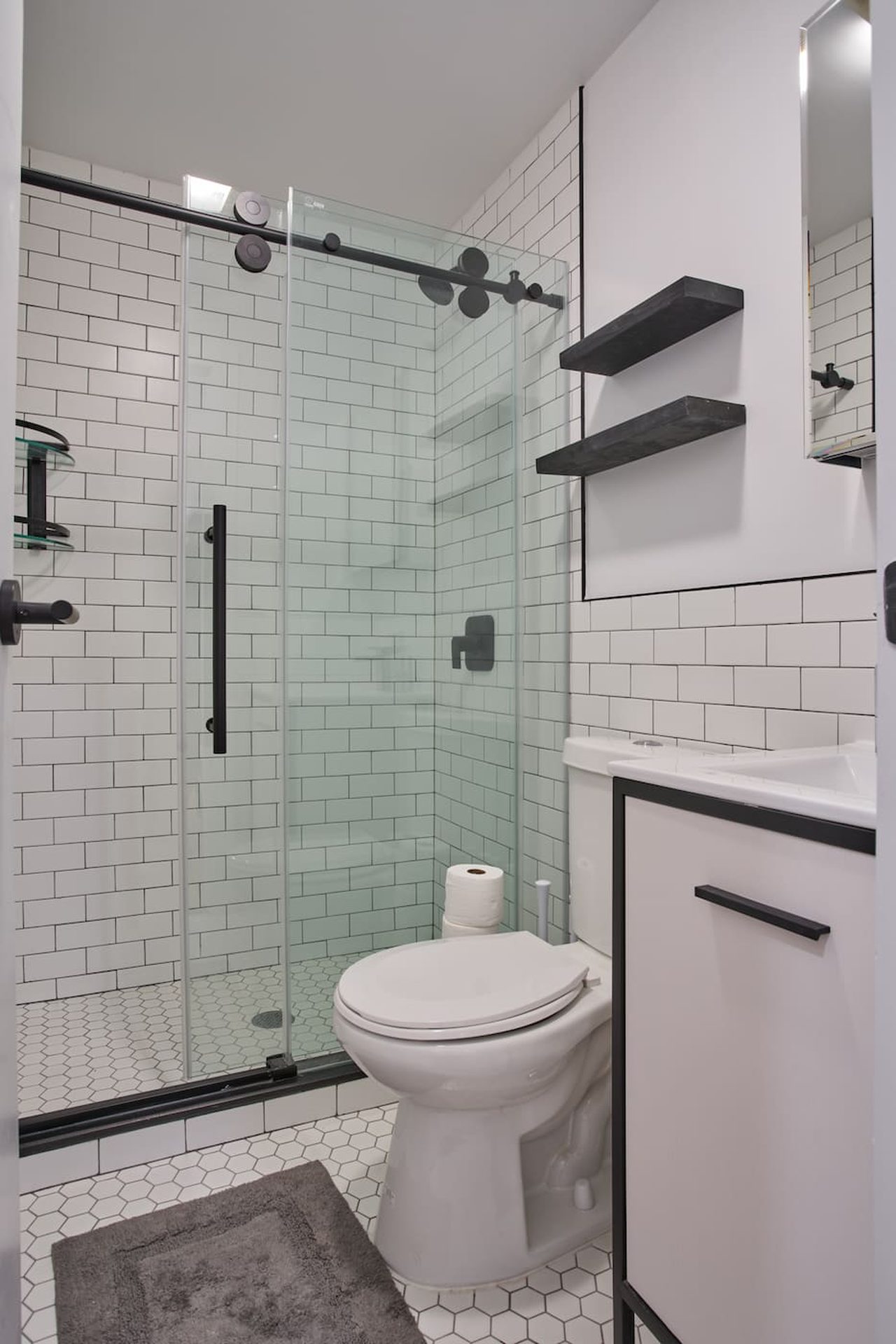 Absolutely Private ROOM In Bed-Stuy: Bedford-Stuyvesant - Absolutely Private ROOM In Bed-Stuy - 5