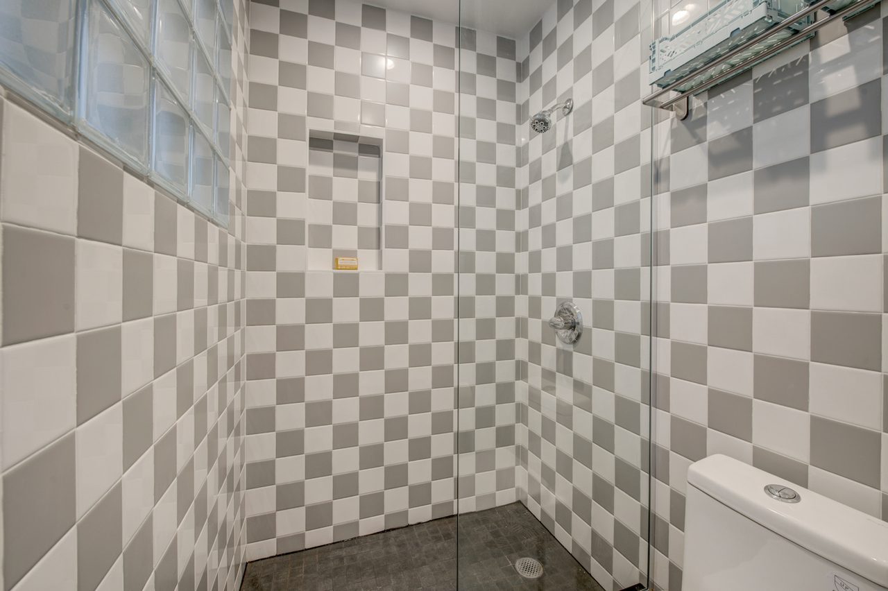  Chic ROOM At The Maison Suydam: Bushwick - Chic ROOM At The Maison Suydam  -  Chic ROOM at The Maison Suydam: Bushwick  - Gallery -  2