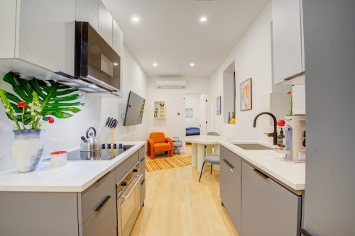 Functional ROOM at The Central Park Manhattan House: Upper West Side - Gallery - 14