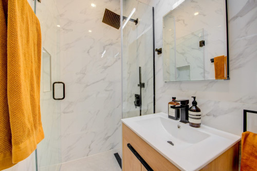 Functional ROOM at The Central Park Manhattan House: Upper West Side - Gallery - 27