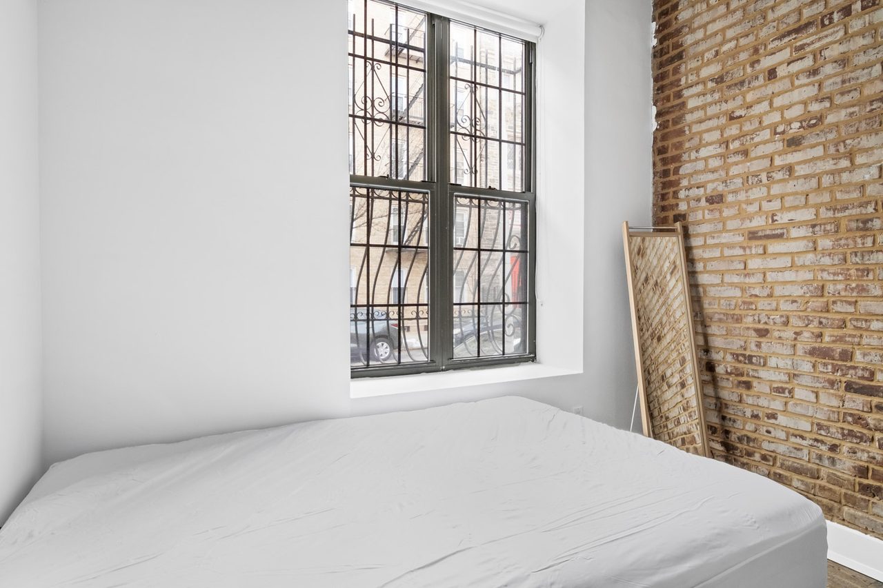  Cute ROOM At The Clark House: Harlem - Cute ROOM At The Clark House  -  Cute ROOM at The Clark House: Harlem  - Gallery -  1