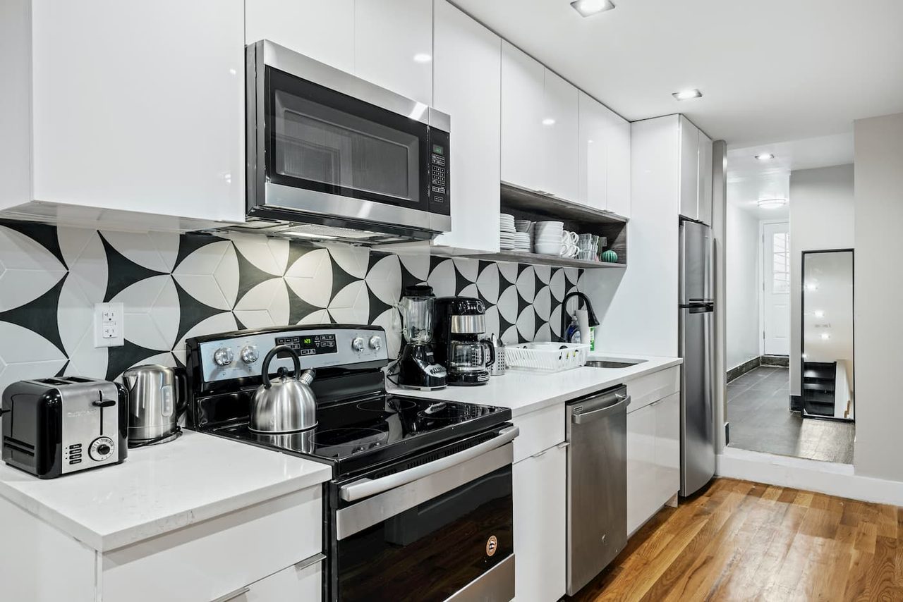  Cozy Private ROOM In Bedford-Stuyvesant: Bedford-Stuyvesant - Cozy Private ROOM In Bedford-Stuyvesan  -  Cozy Private ROOM in Bedford-Stuyvesant: Bedford-Stuyvesant  - Gallery -  6