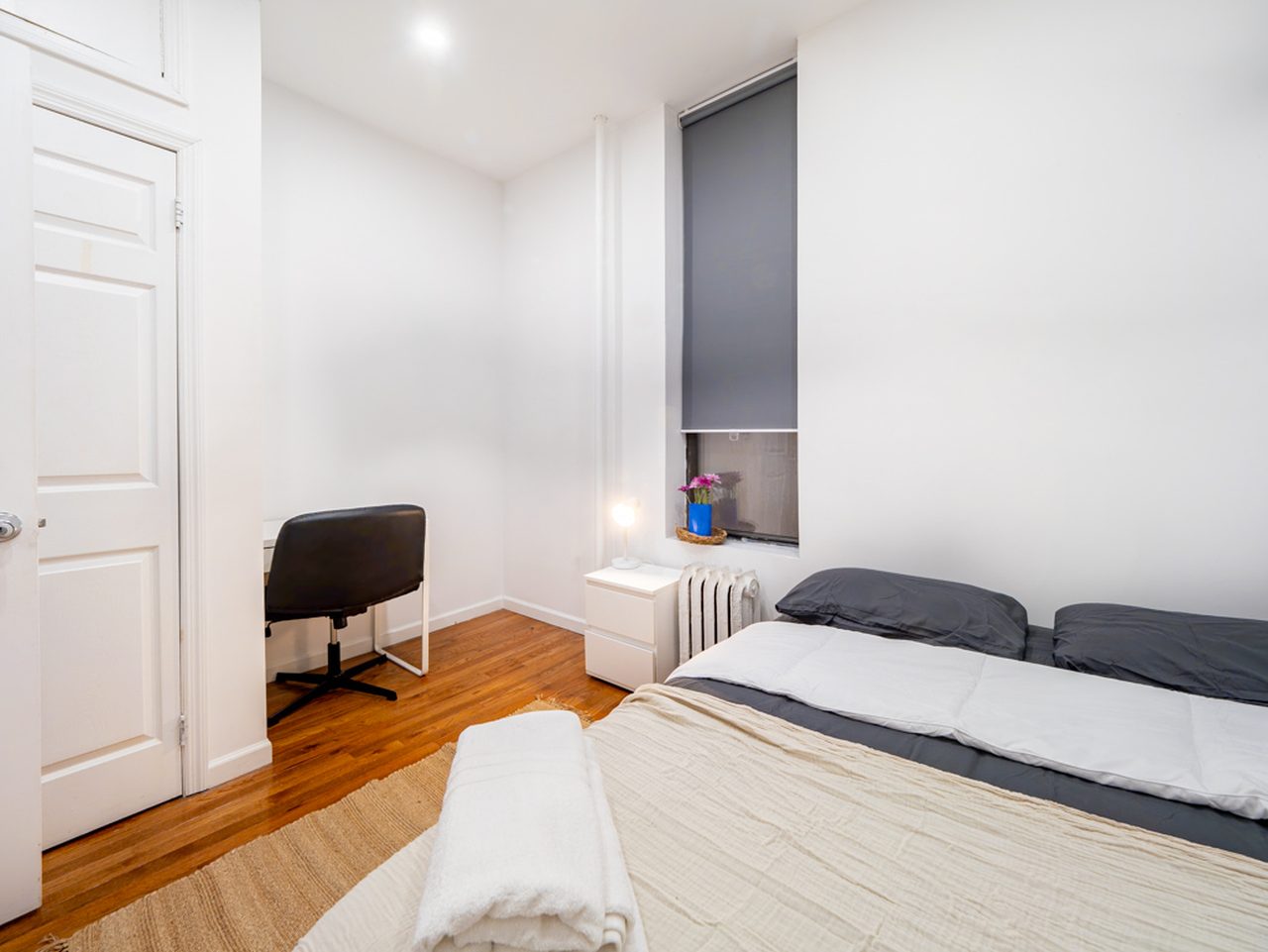  Modern ROOM At The Central Park West: Upper West Side - Modern ROOM At The Central Park West  -  Modern ROOM at The Central Park West: Upper West Side  - Gallery -  6