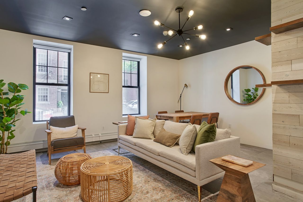 Brand Private ROOM With Bathroom In Manhattan: Hells Kitchen - Brand Private ROOM With Bathroom In M - 6