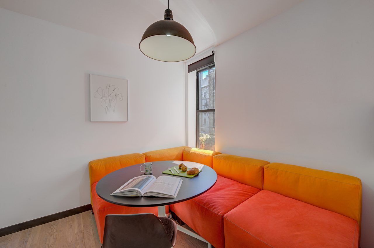  Spacious ROOM At The Maison Suydam: Bushwick - Spacious ROOM At The Maison Suydam  -  Spacious ROOM at The Maison Suydam: Bushwick  - Gallery -  19