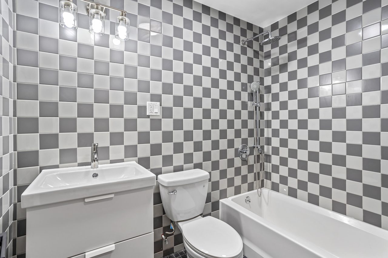 Harmonious ROOM At The Maison On Edgecombe: Washington Heights - Harmonious ROOM At The Maison On Ed - 1