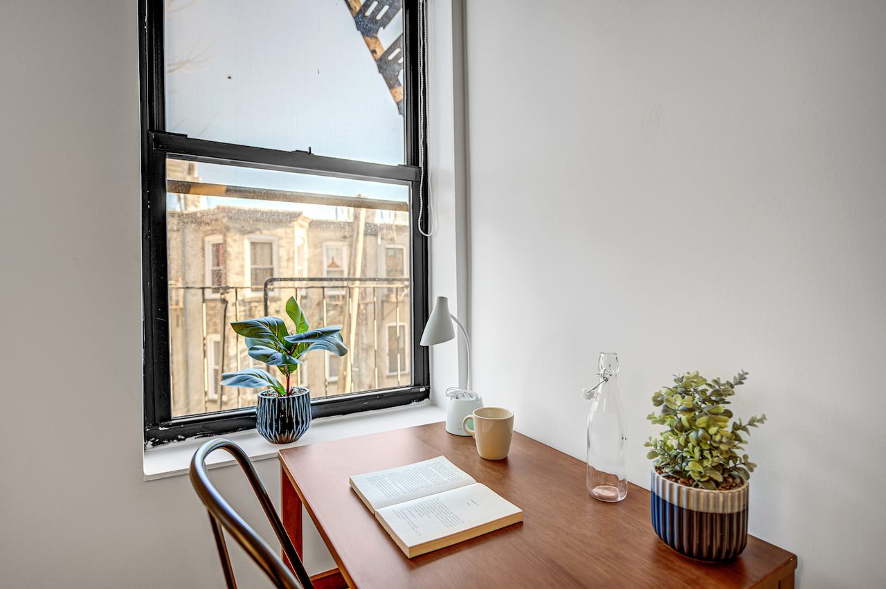 Cute ROOM At The Atlantic House: Bedford-Stuyvesant - Cute ROOM At The Atlantic House - Cute ROOM at The Atlantic House: Bedford-Stuyvesant - Gallery - 19