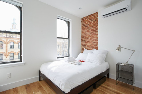Absolutely ROOM at The Cornelia House: Flushing - Gallery - 16