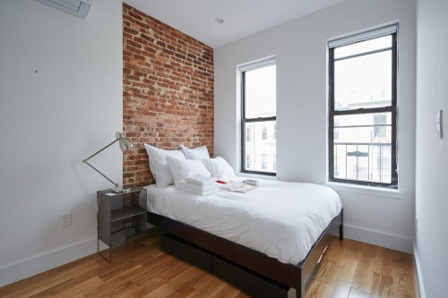 Absolutely ROOM at The Cornelia House: Flushing - Gallery - 23