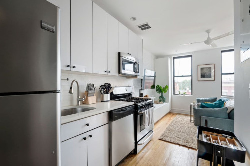 Cozy Private ROOM in Greenpoint: Greenpoint - Gallery - 9