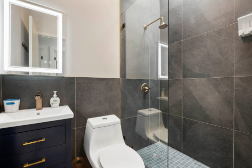 Cute Private ROOM in Flatbush: Flatbush - Gallery - 9