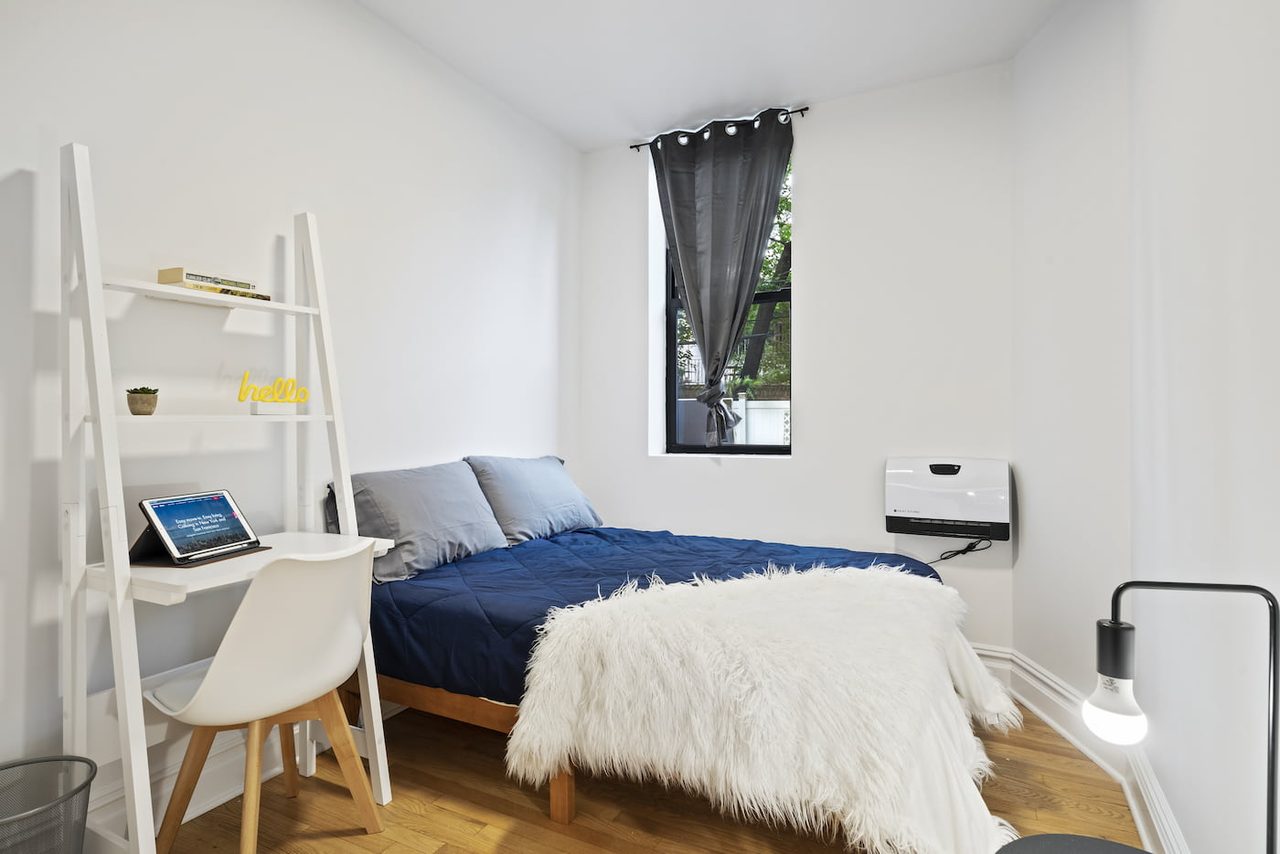  Cozy Private ROOM In Greenpoint: Greenpoint - Cozy Private ROOM In Greenpoint  -  Cozy Private ROOM in Greenpoint: Greenpoint  - Gallery -  10