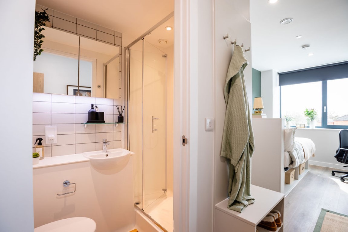 Classic Ensuite - Haüs - Gallery - 3