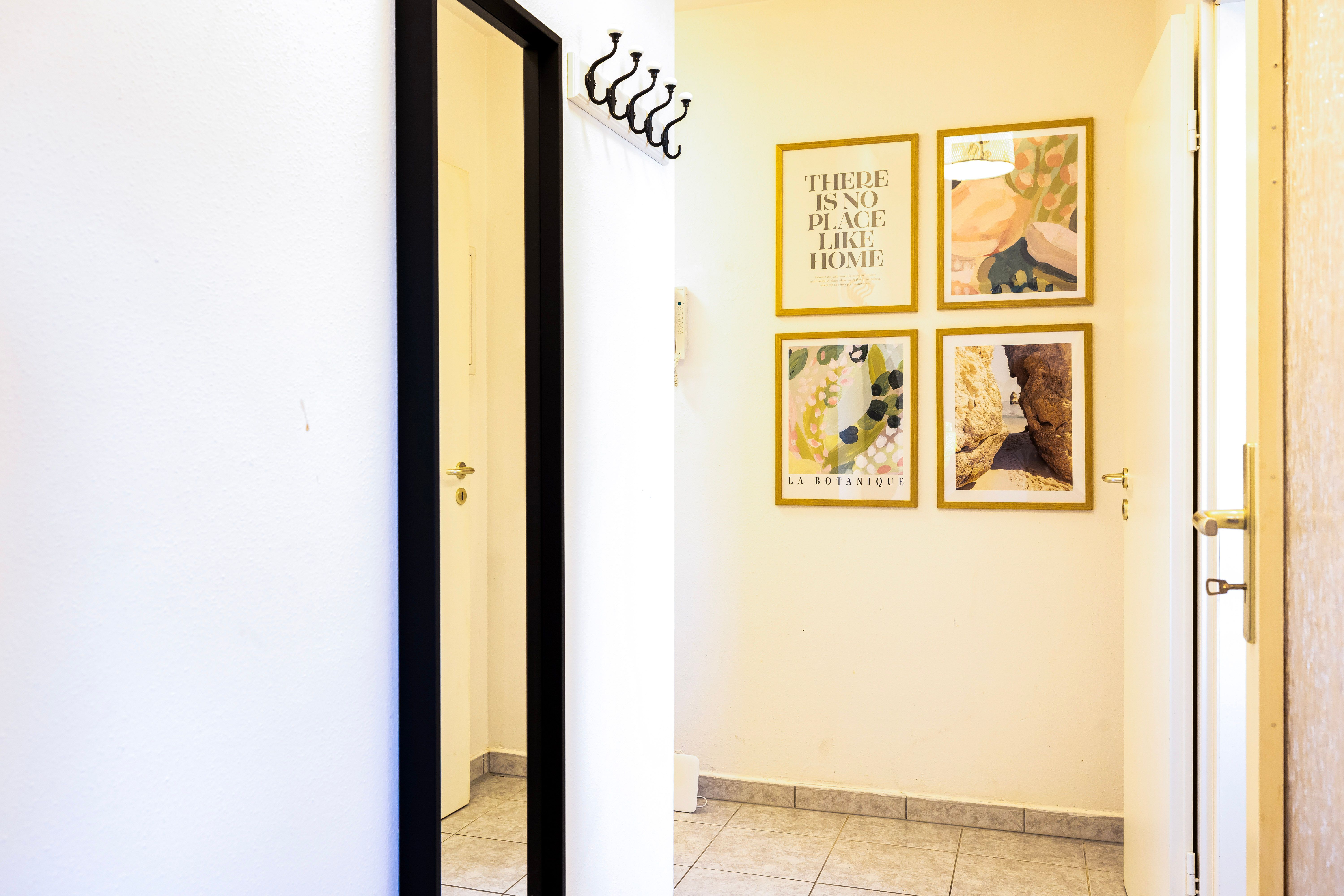  Cozy Apartment Direct In The City - Huge Balcony  -  Cozy Apartment direct in the City - huge balcony  - Gallery -  3