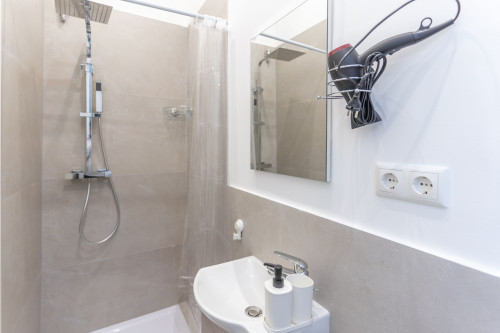 Furnished Apartment – Directly Opposite Helios Hospital