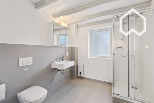 Unique 69 sqm Loft Apartment with Gallery Sleeping Area - Gallery - 9