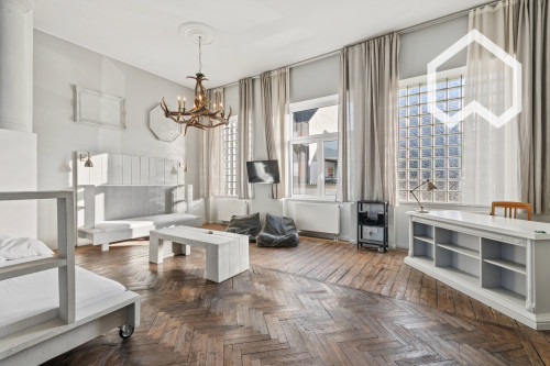 Unique 69 sqm Loft Apartment with Gallery Sleeping Area - Gallery - 18