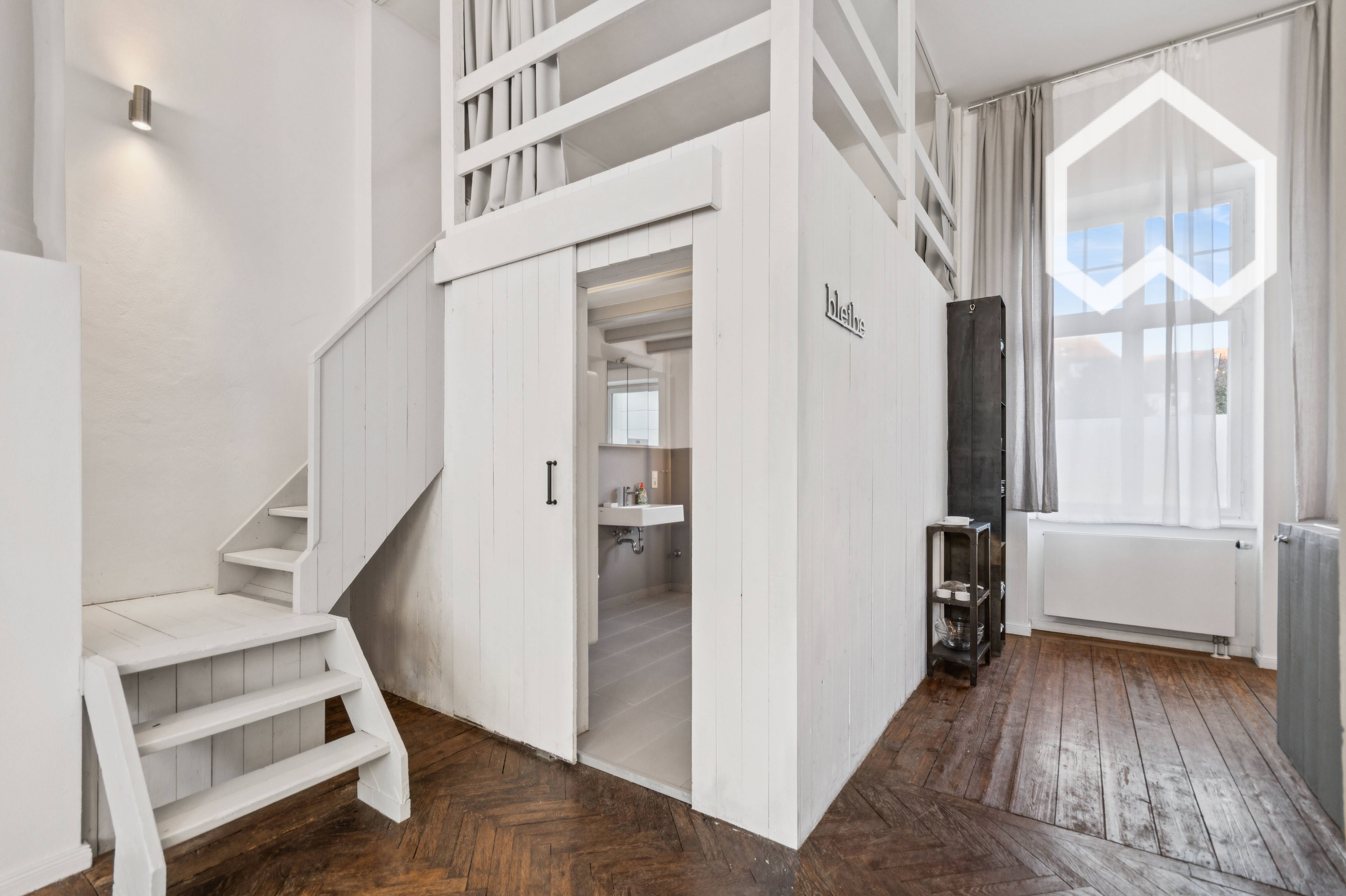 Unique 69 Sqm Loft Apartment With Gallery Sleeping Area - 10