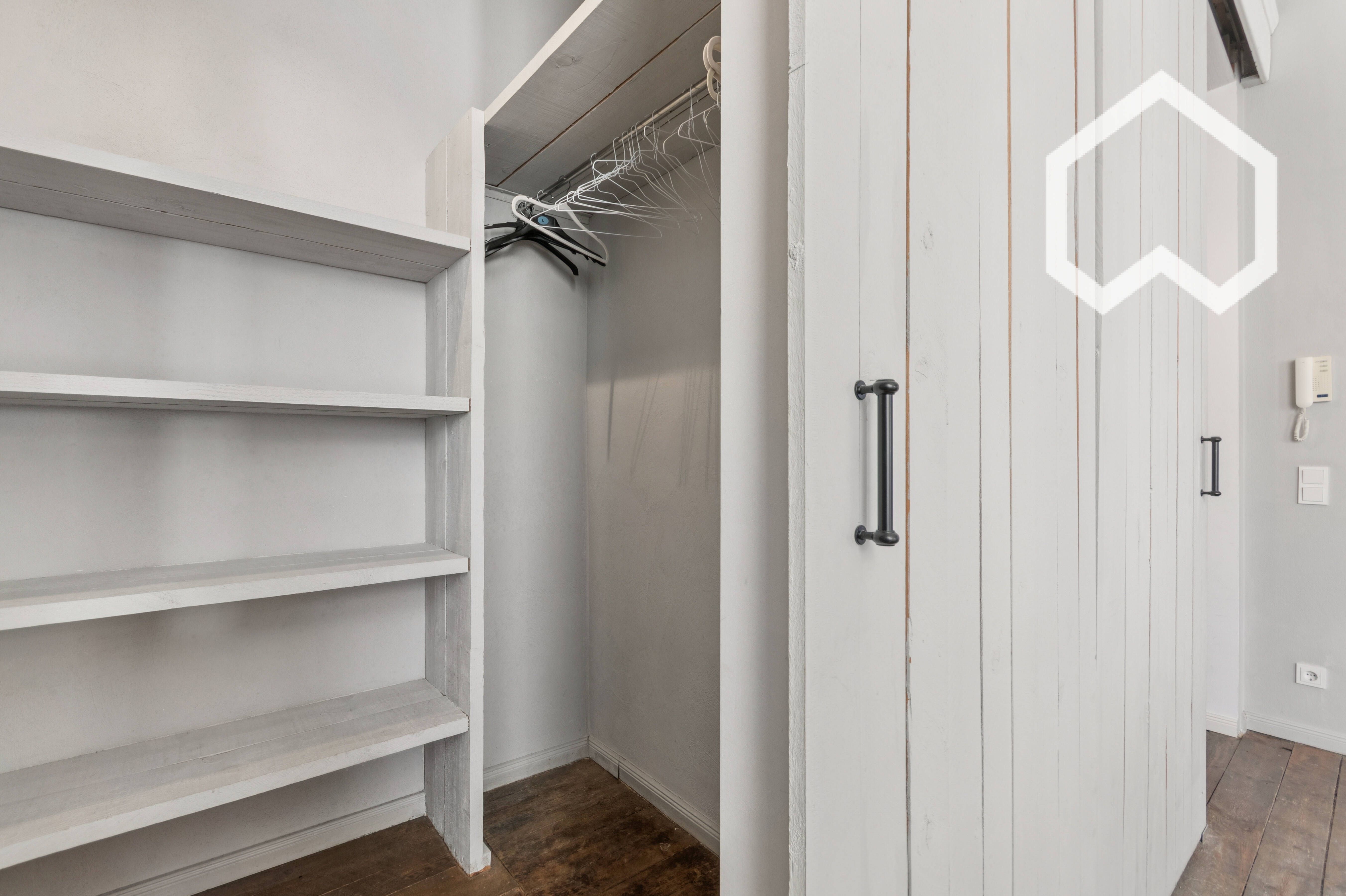 Unique 69 Sqm Loft Apartment With Gallery Sleeping Area - 5