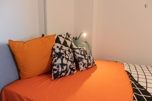Cozy single bedroom close to Teology faculty