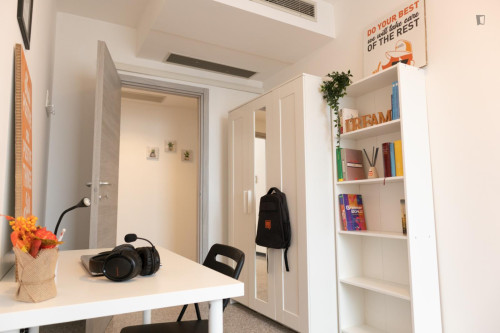 Amazing single bedroom in San Benedetto  - Gallery -  5