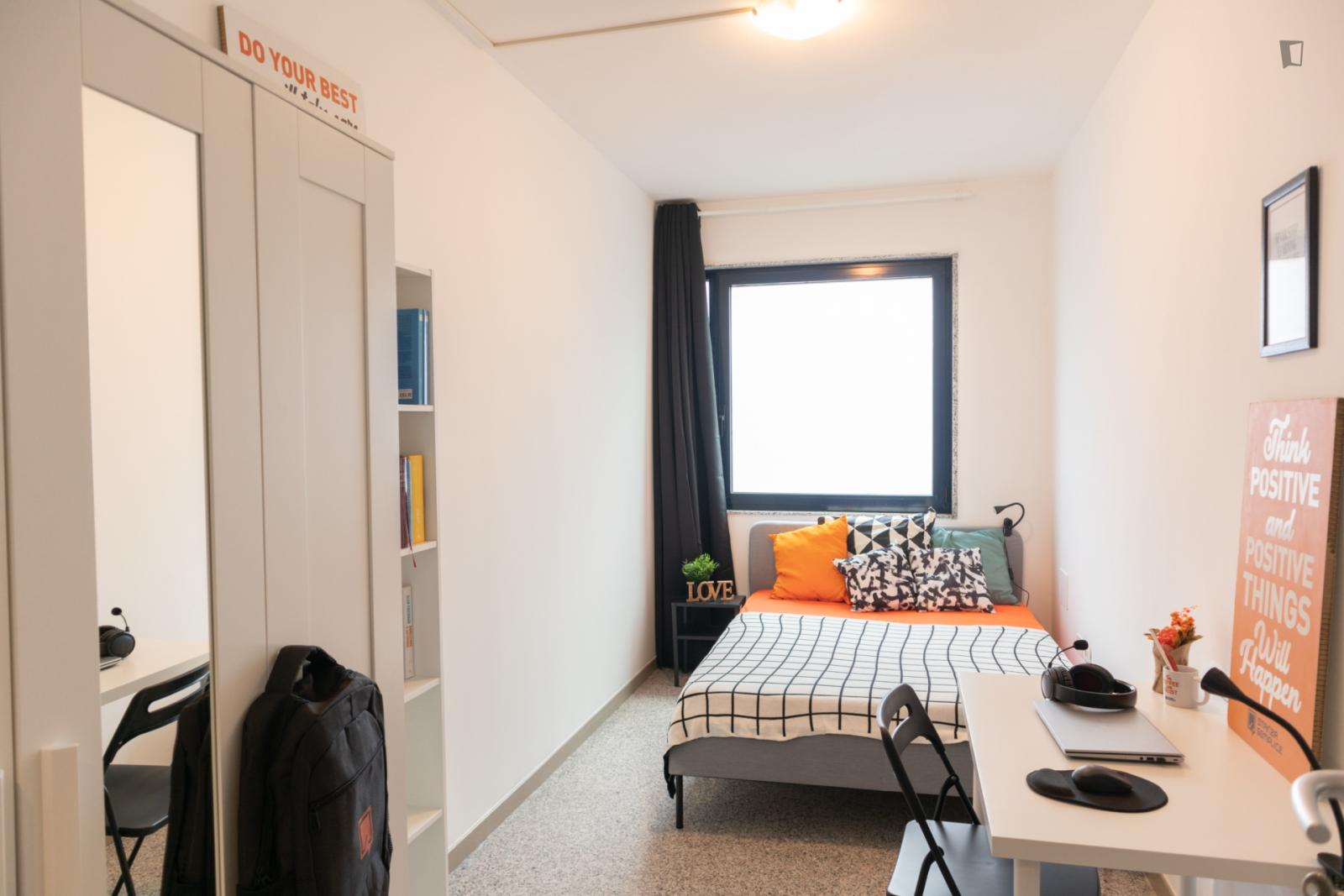  Amazing Single Bedroom In San Benedetto  -  Amazing single bedroom in San Benedetto  - Gallery -  1