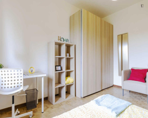 Lovely double bedroom in a 3-bedroom apartment near Parco delle farfalle - Gallery - 5