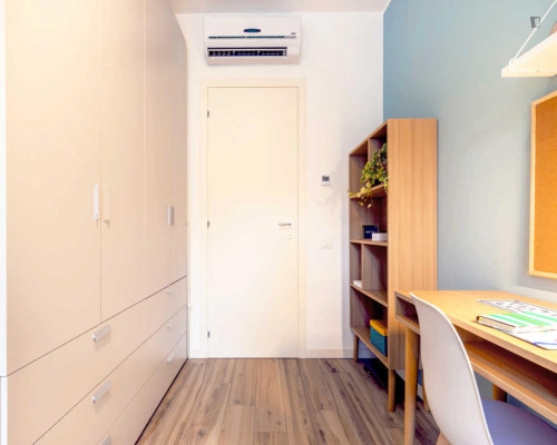 Cute double bedroom in the centre of the city