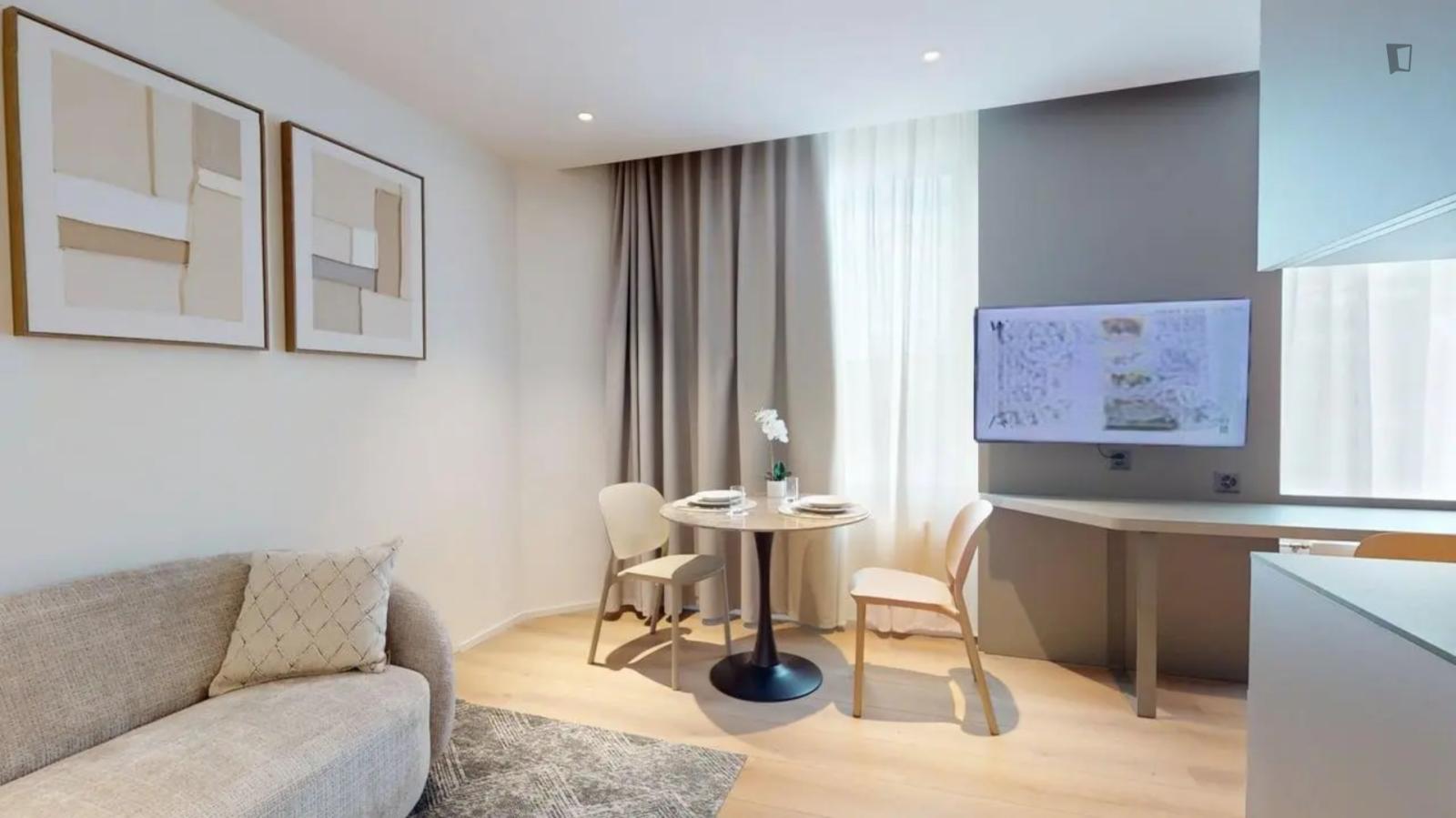 Very Neat Studio In Grand-Saconnex - 1