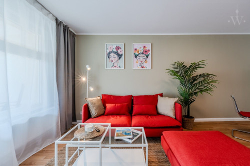 Bright and Modern 2-Room Apartment in Berlin