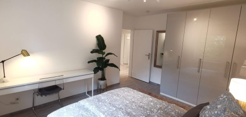Elegant & modern, central and cosy home directly at the University Clinic in Düsseldorf - Fully furnished