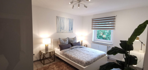 Elegant & modern, central and cosy home directly at the University Clinic in Düsseldorf - Fully furnished