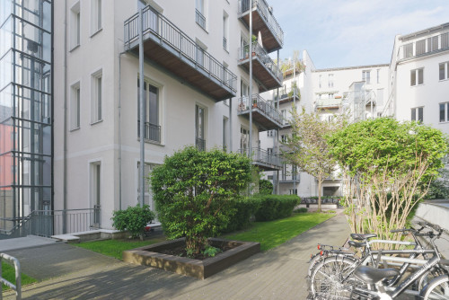 2-room dream apartment with view over park in Mitte (Berlin)