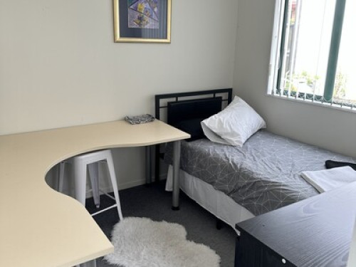 Double room- single for rent