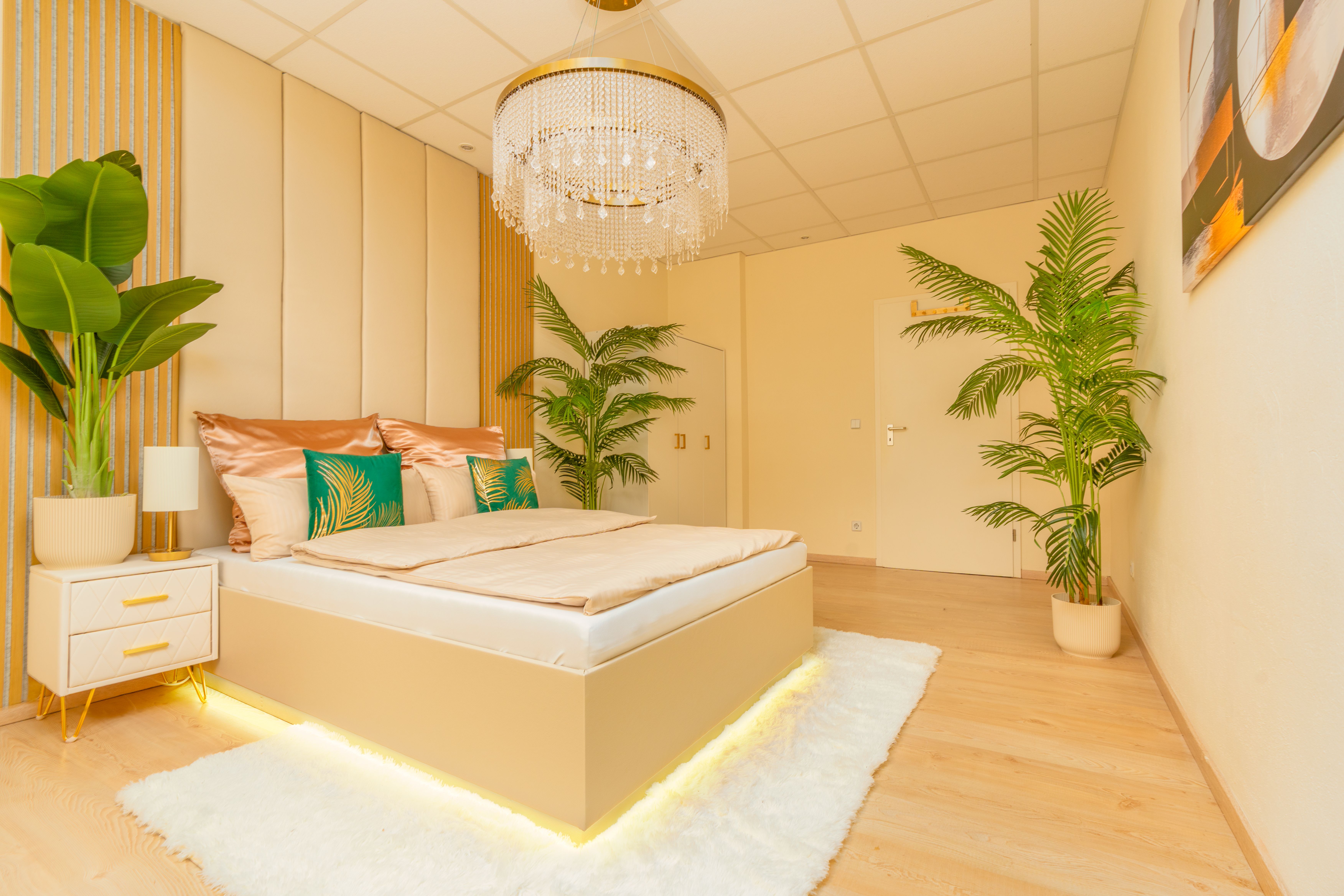 Up To 10 People - 106 Sqm Designer Apartment, Prime Location, 1 Free Parking Space - 12