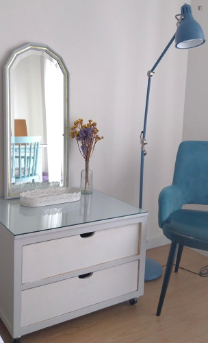 Charming Double Bedroom next to UC, polos I, III, FEUC and CHUC  - Gallery -  5