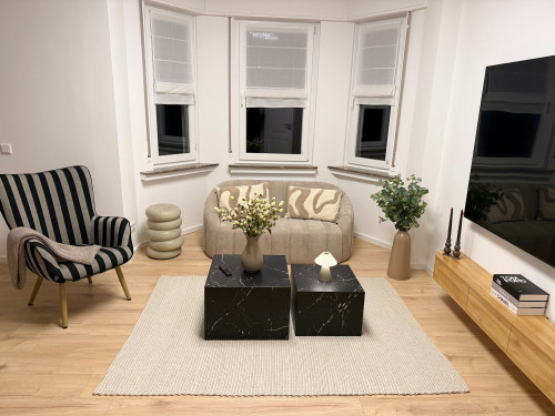 Stylish, high-quality furnished business apartment – first occupancy.