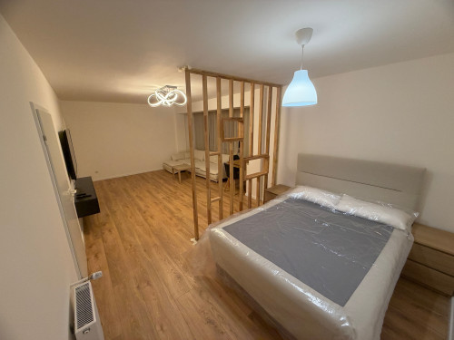 Kernsanierte Wohnung im Herzen Düsseldorfs