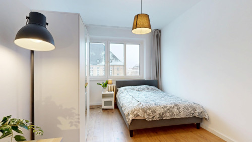 2 Bedroom Apartment in a Quiet Building in Schöneberg