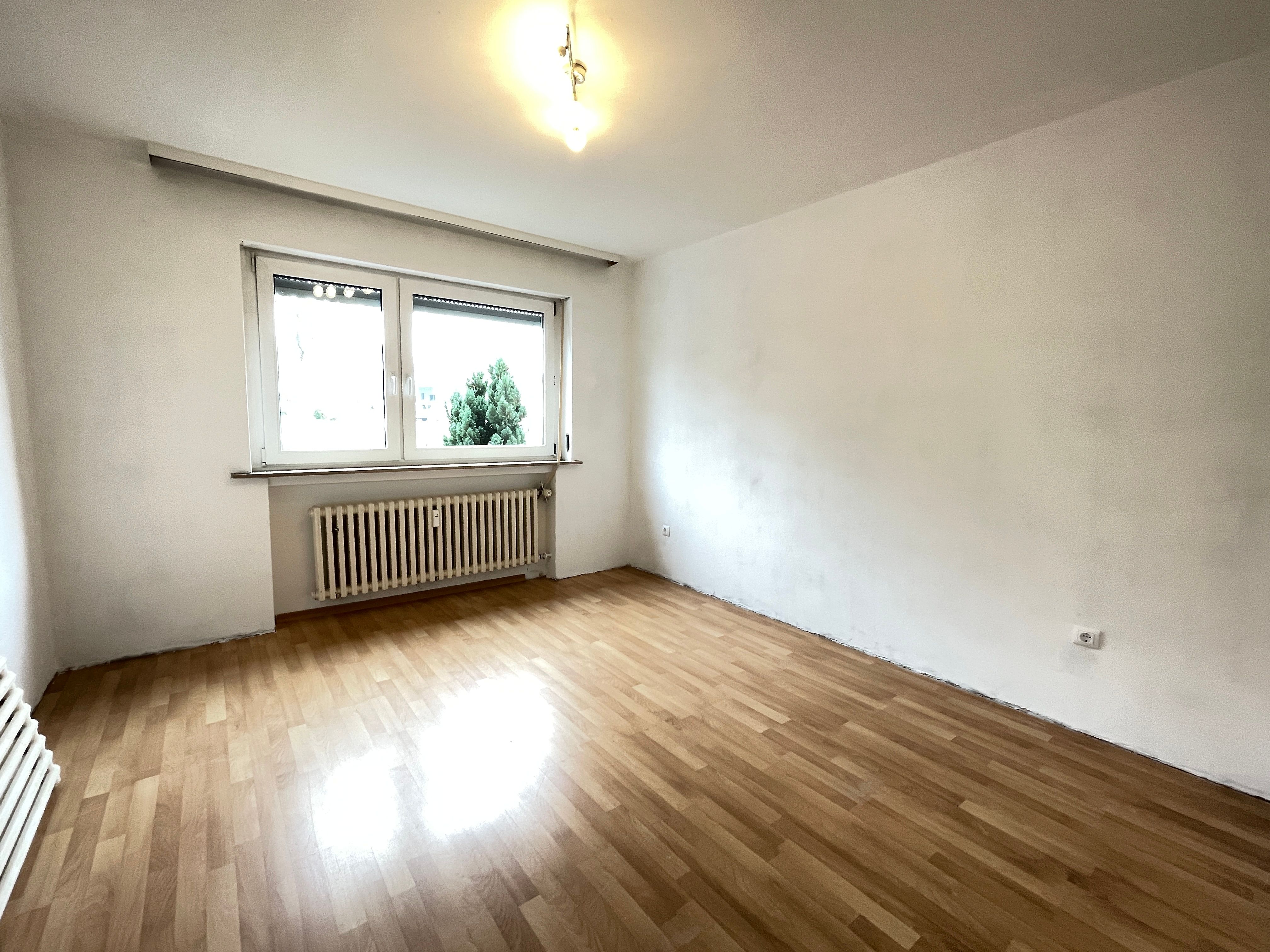  + WiFi + Freshly Renovated Apartment With New Furniture  -  + WiFi + Freshly renovated apartment with new furniture  - Gallery -  6