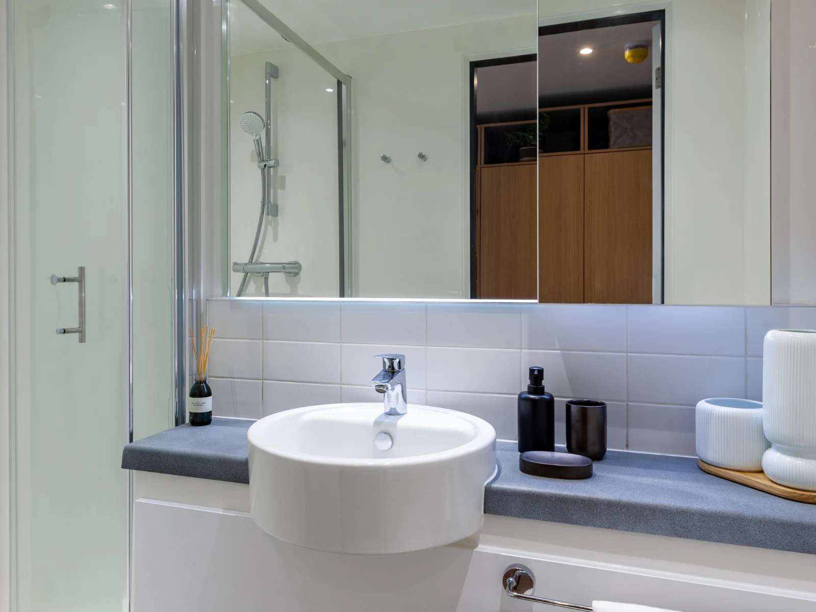  Deluxe Plus Studio - EPC Band C  -  The Gorge  - Gallery -  4