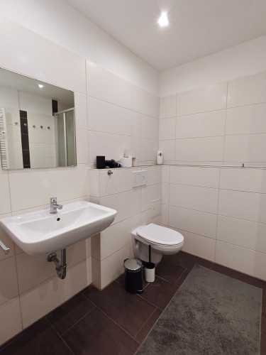 2 Bedrooms l 4 Beds l balcony | kitchen | WiFi - Gallery - 7