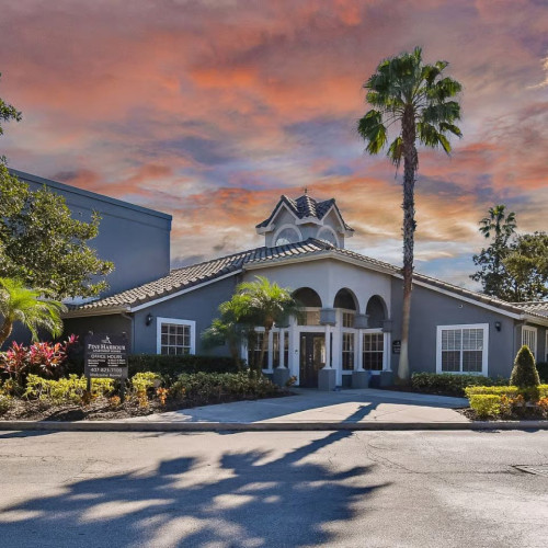 Wellness-Focused Coliving Community in Tranquil Engelwood Park, East Orlando