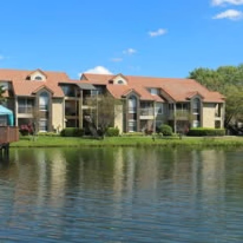 Wellness-Focused Coliving Community in Tranquil Engelwood Park, East Orlando