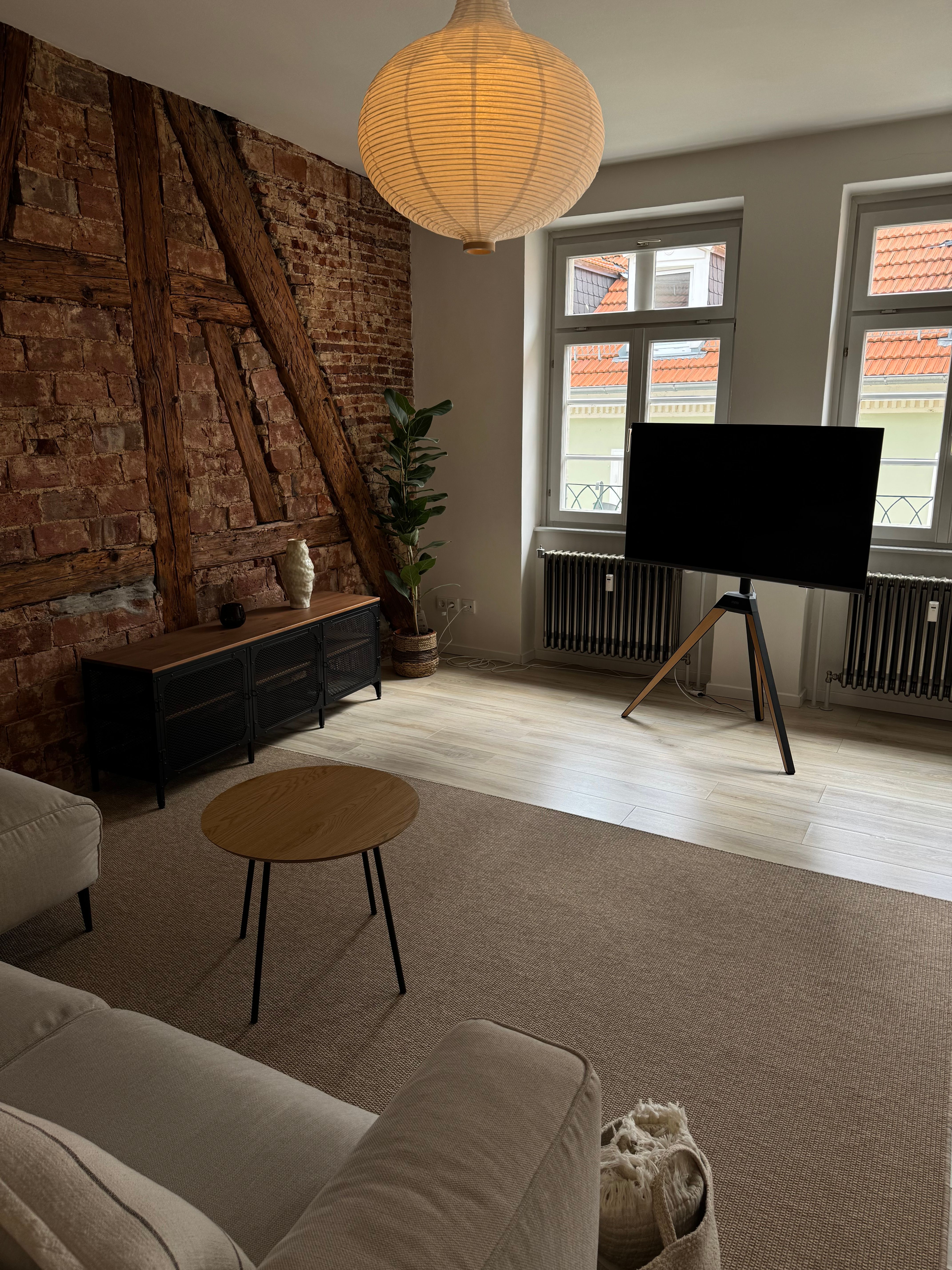Cozy Attic Old Town Flat With Exposed Brick And Open-Plan Kitchen - 5