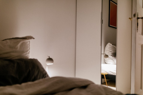 Bright and charming apartStylish Furnished Altbau Apartment with Balcony in Weserkiez – 2–4 Monthsment (Neukölln)